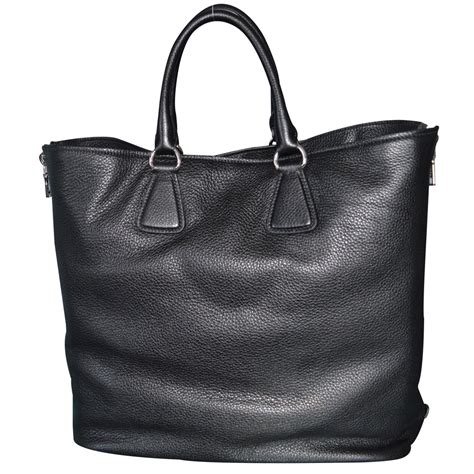 prada vitello phenix bn2419|Prada BN2419 vitello phenix black leather tote/shoulder bag.